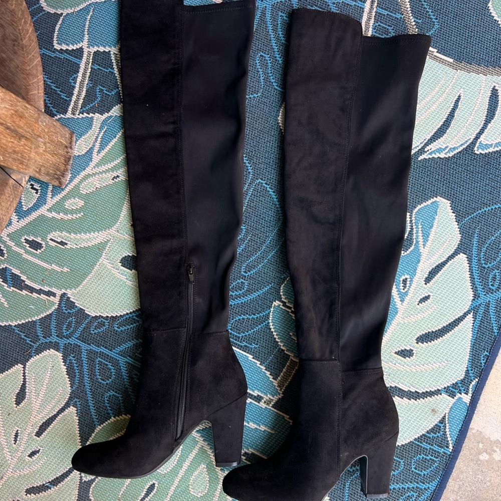 Black Over-the-Knee Thigh High Boots
